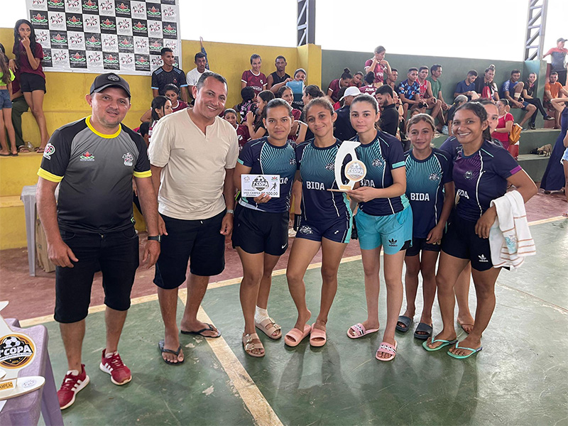 Copinha agita comunidade Santa Catarina com semifinais e finais de futsal masculino e feminino